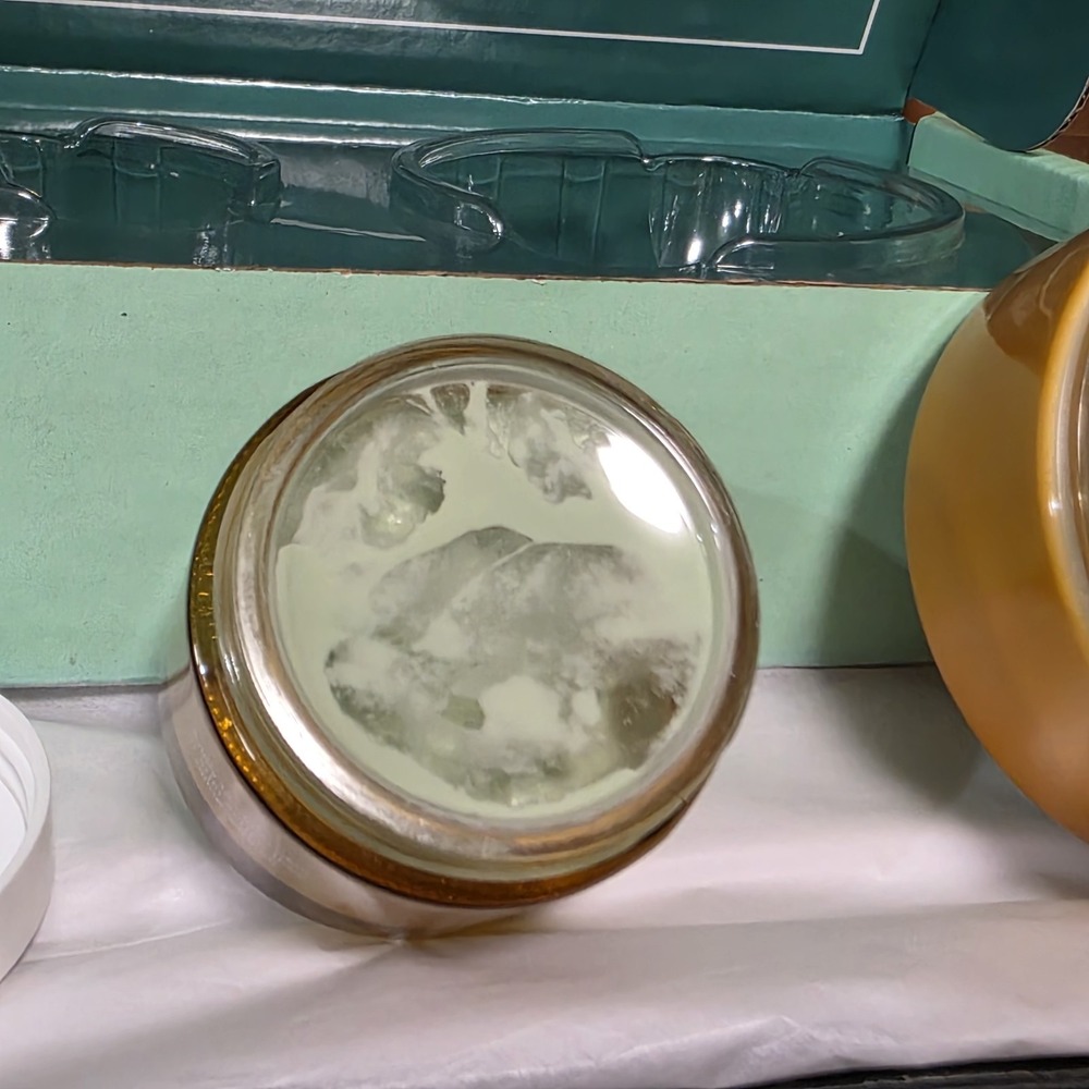 Josie Maran Skin Dope Hemp Face & Body Duo California Citrus Boost & Body Cream - Picture 8 of 8